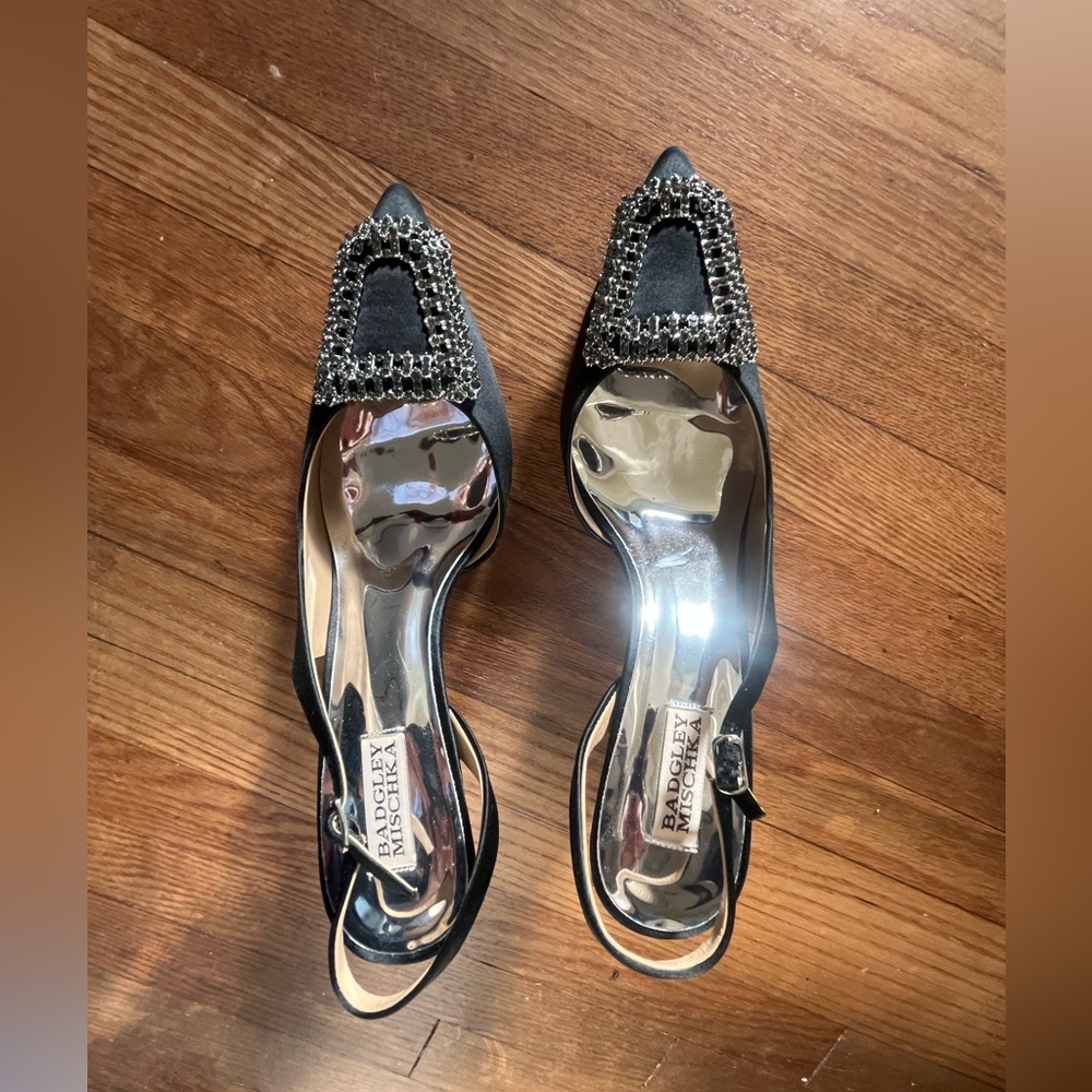 Badgley Mischka Black Enida Satin Crystal Buckle Slingback Pumps Size 11 EUC - Picture 9 of 16